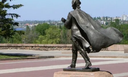 Пам'ятник Михайлу Фалєєву в Миколаєві