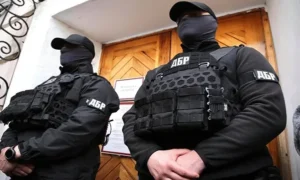 У Миколаєві викрили правоохоронця, який «зливав» інформацію ритуальному агентству