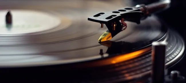 Історія вінілових платівок: від перших записів до сучасності