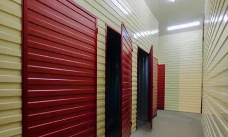 Як користуватись складом для зберігання речей?