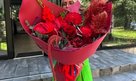 Як правильно дарувати квіти