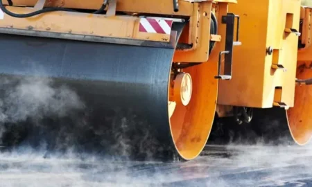 Ремонт дороги / фото ілюстроване