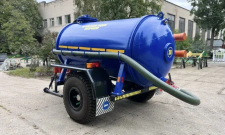 Асенізаторська машина / фото ілюстроване