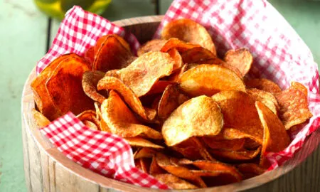 ТОП 3 рецепти закусок, які можна приготувати самотужки