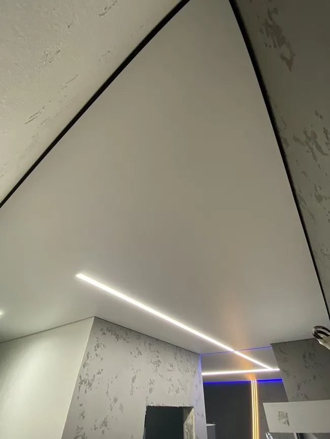 Натяжні стелі Натяжні стелі