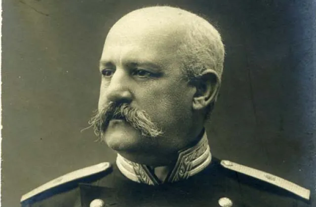 Микола Аркас
