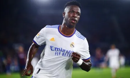 Кака: Винисиус Жуниор — главный претендент на «Золотой мяч»