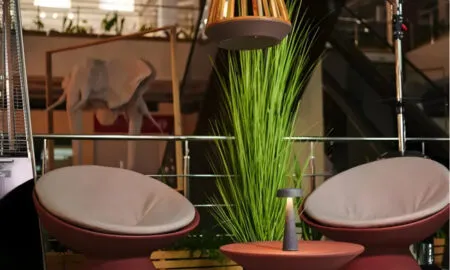 Що треба враховувати при виборі меблів на балкон?