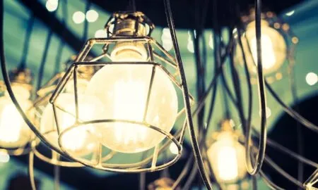 Як вибрати найкраще освітлення для вашої зовнішньої території