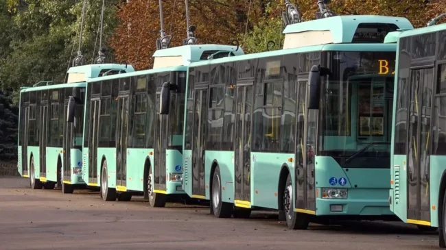 Тролейбуси