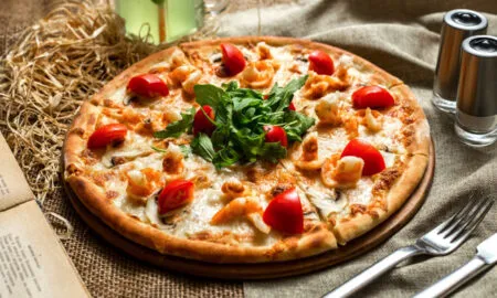 Піца: історія та різноманіття улюбленої страви