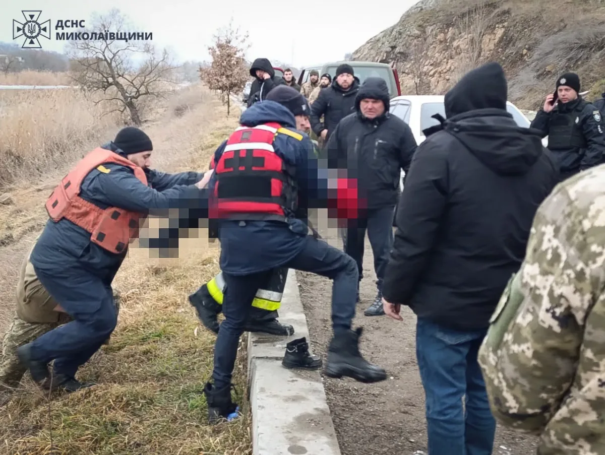 Рятувальники