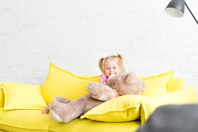 Як вибрати ідеальний диванчик для дитини: поради та рекомендації