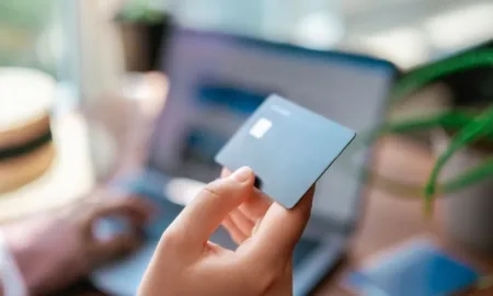 Перекази між картками