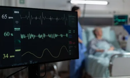 Що показує електрокардіограма серця: коли і навіщо її робити