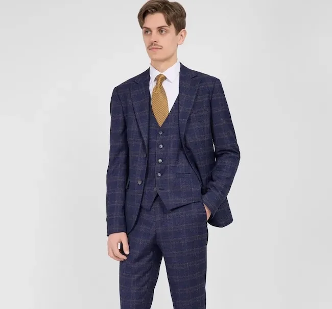 Найкращі чоловічі костюми 2025: тренди та стиль від Yarmich