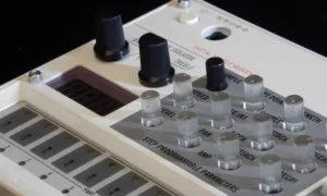 Лабораторний блок живлення: як обрати оптимальний варіант для ваших проектів?