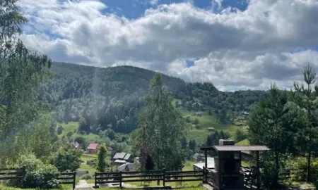 Апарт-готель і чан в Яремче: чому українці вибирають для відпочинку гори