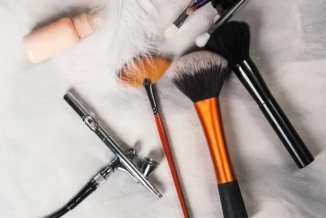 Як обрати якісний аерограф: практичні поради для б’юті-майстрів і власників салонів