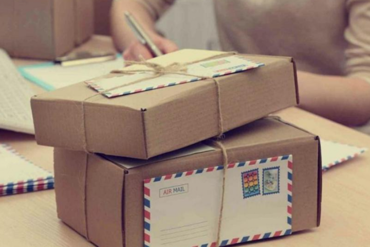 Податки на посилки