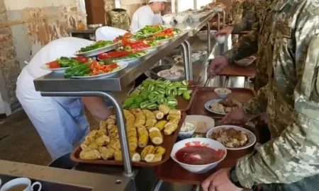 Харчування військових