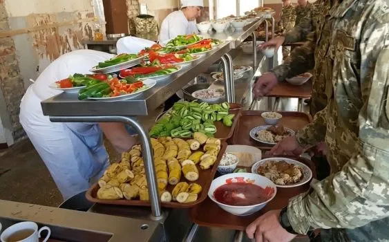 Харчування військових